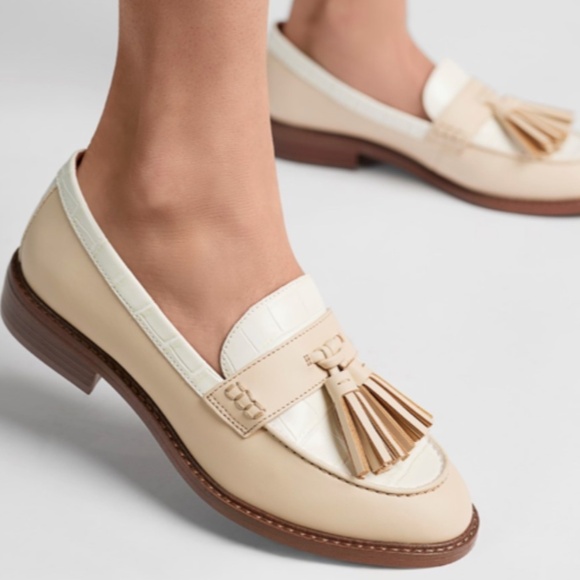 Franco Sarto Carolynn Low Loafer Ivory/White Faux Leather Croco - Picture 1 of 9